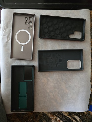 Four samsung s22 ultra cases - four,